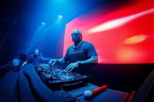 What is Amapiano? A Deep Dive into the Sound, Culture, and Soul Behind the Beat 2 Monaco Lauren DJ Amapiano Piano Essence